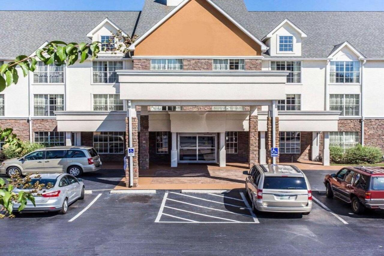 Comfort Inn & Suites Ballpark Area Smyrna Exterior foto
