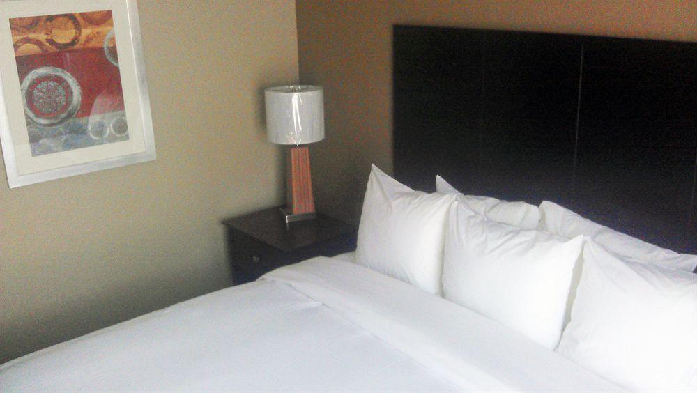 Comfort Inn & Suites Ballpark Area Smyrna Exterior foto